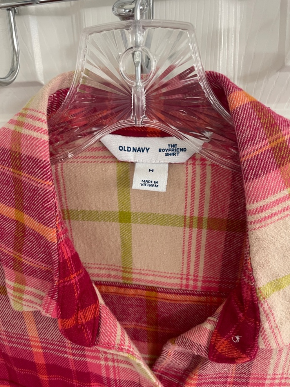 Old Navy Pink and Red Plaid Boyfriend Shirt Size M - Picture 2 of 3